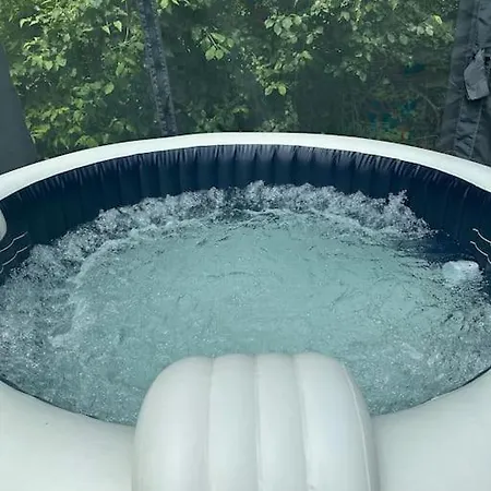 Lägenhet Garden River - Wifi - Parking Gratuit- Jacuzzi *