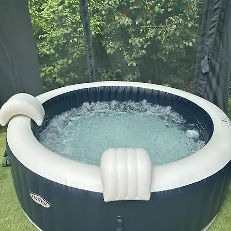 Lägenhet Garden River - Wifi - Parking Gratuit- Jacuzzi La Couronne (Charente)