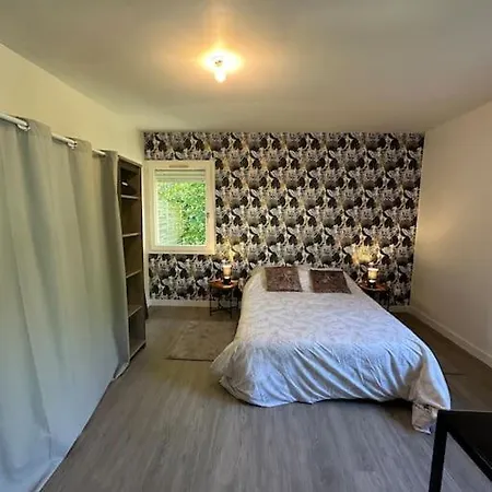 Garden River - Wifi - Parking Gratuit- Jacuzzi La Couronne (Charente)