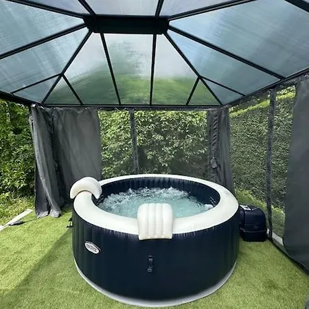 Lägenhet Garden River - Wifi - Parking Gratuit- Jacuzzi La Couronne (Charente)